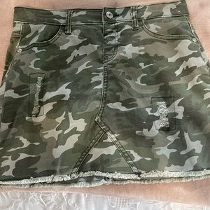 Army printed Justice skirt